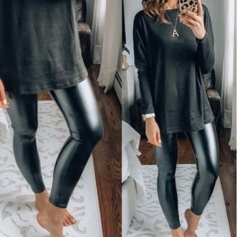 Black Faux leather legging pants Juniors one size